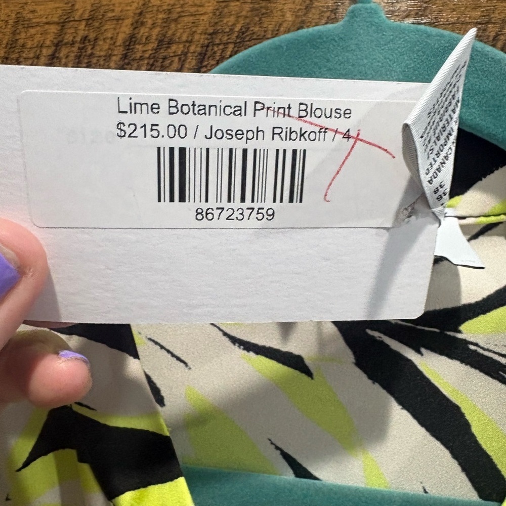 Joseph Ribkoff Black, Lime and Cream Leaf-Print Blouse, Size 4 (oversized), NWT - Picture 6 of 10